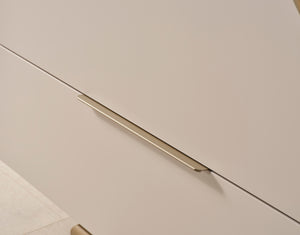 VIOLA | Dining Collection