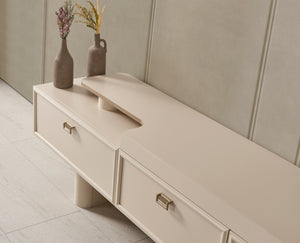 SELENE | Dining Collection